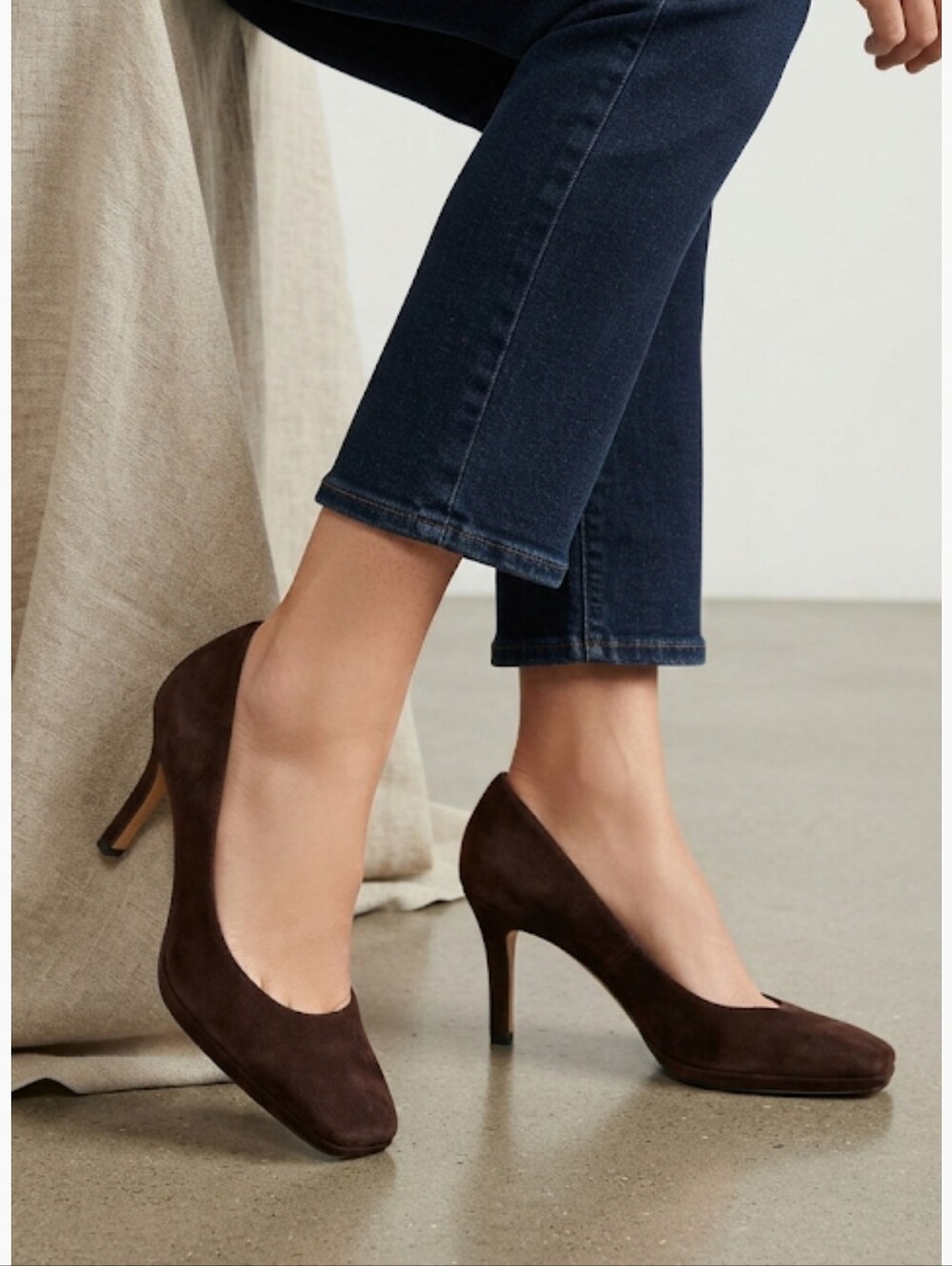 Cole Haan heels/pumps, Brown Suede Size 7.5 B